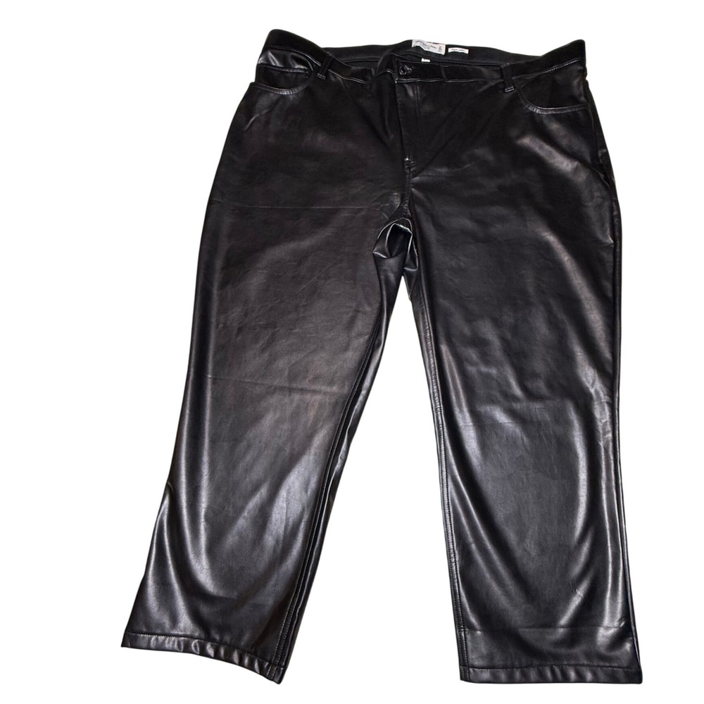 Abercrombie & Fitch The 90s Straight Ultra High Rise NWT Vegan Leather Pants-780